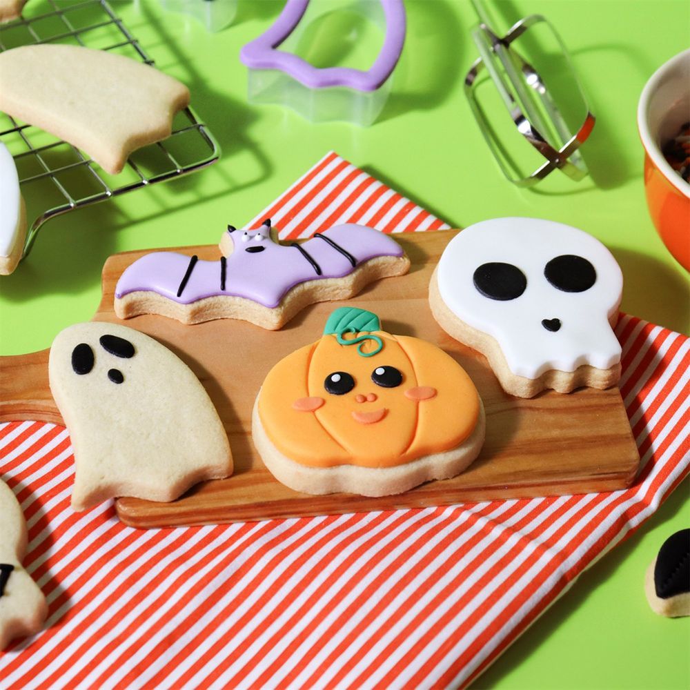 PME Halloween-keksimuotit Mukavalla Oteosalla