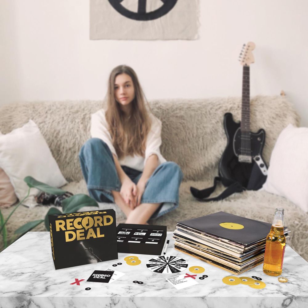Record Deal Peli