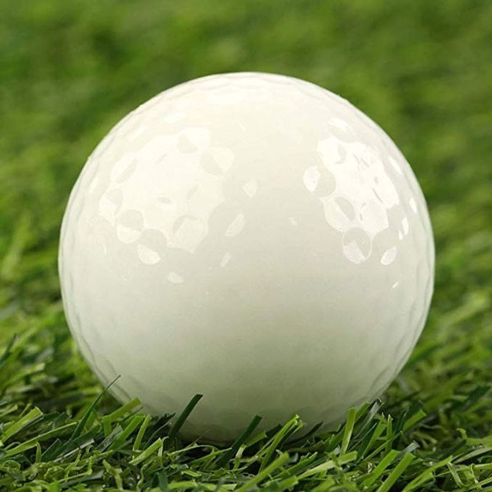 Lysande Golfboll