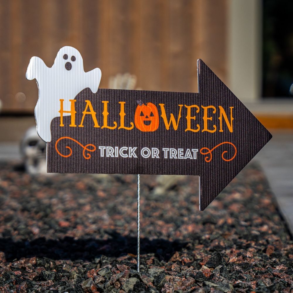 Skylt Halloween Trick or Treat