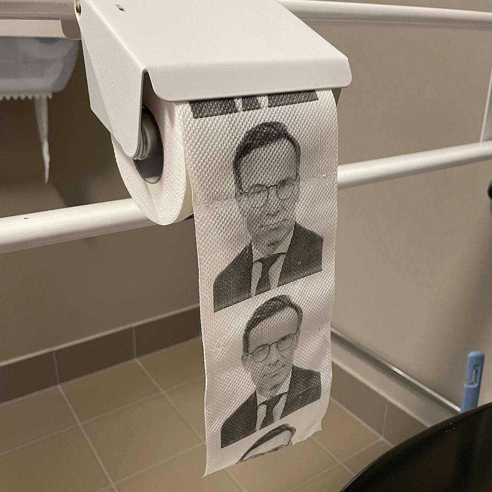 Ulf Kristersson Toalettpapper