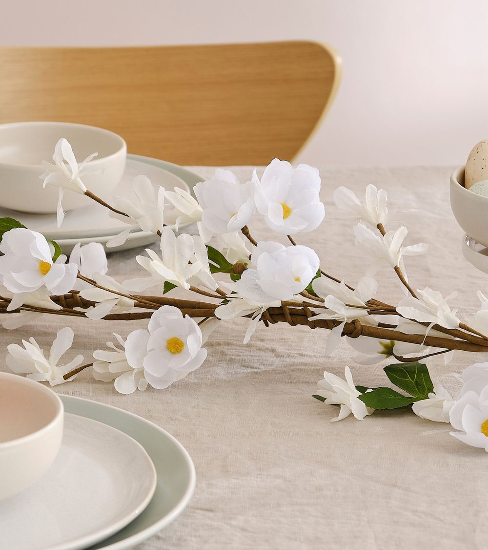 Vit Blomgirlang