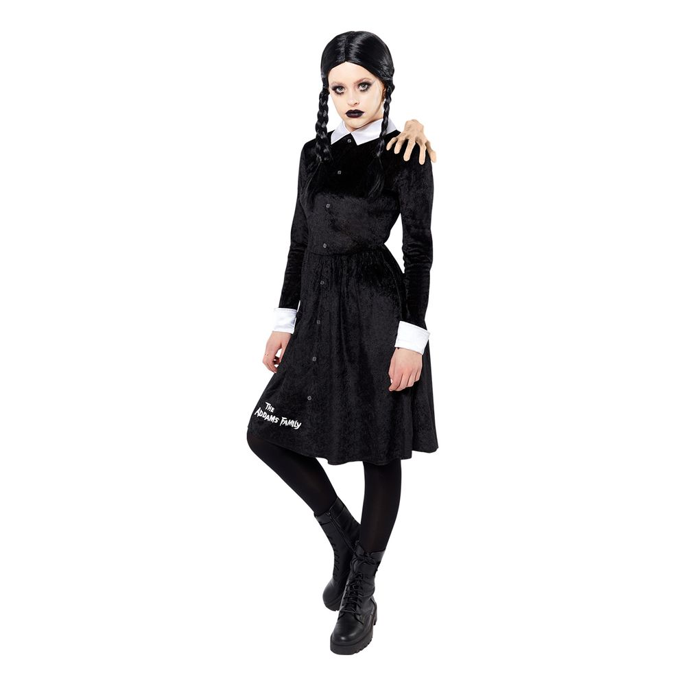Wednesday Kostume