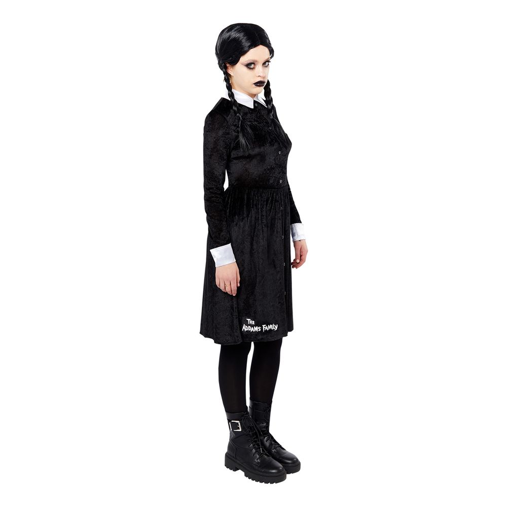 Wednesday Kostume