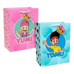 Pose Medium Yumi og Tomu