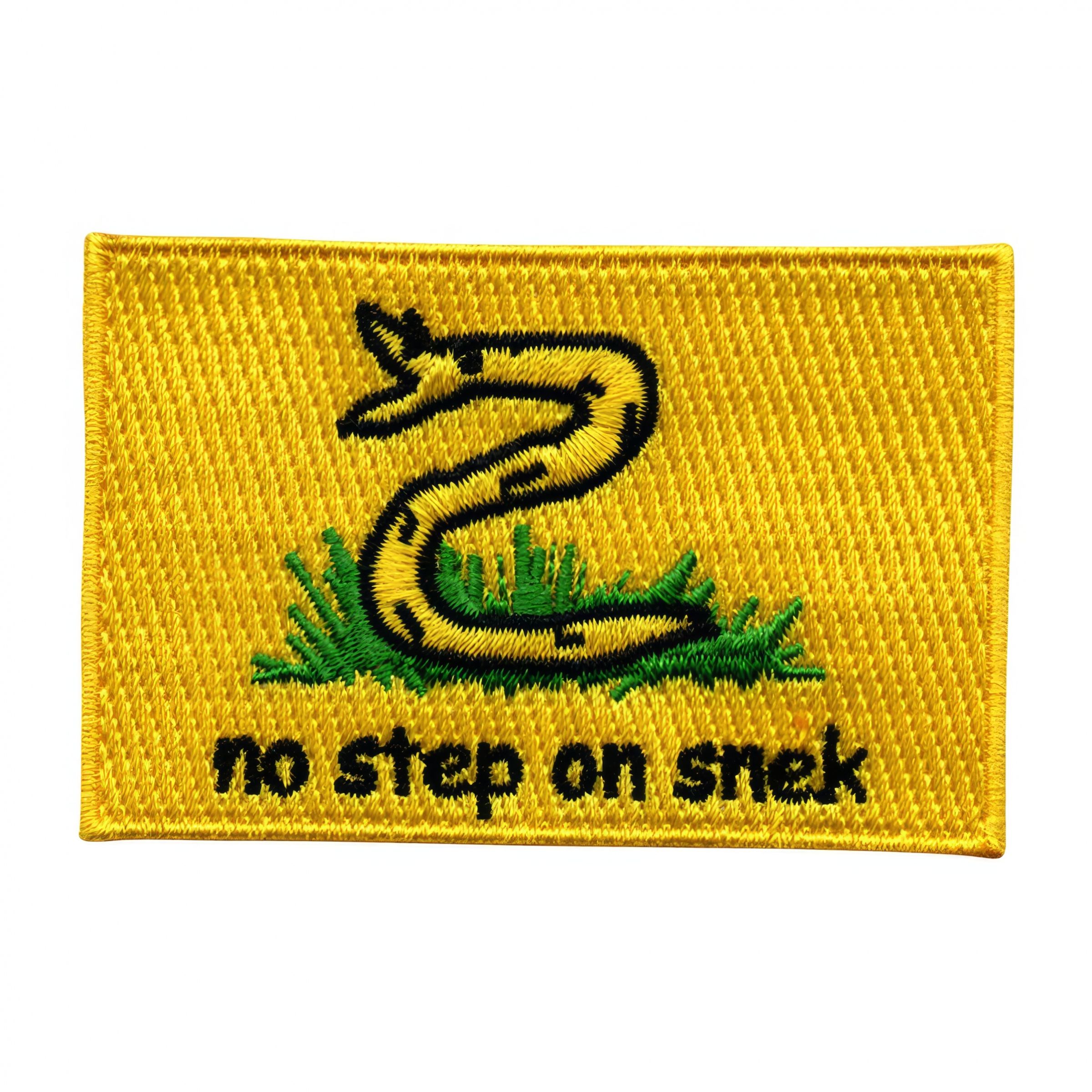 Tygmärke No step on snek | Hem - Roliga Prylar - Accessoarer - Tygmärken | Pryloteket