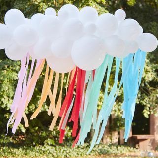 Ballonguirlande Skyer med Streamers