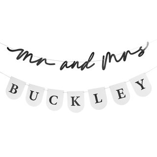 Guirlande Mr and Mrs med Bogstaver Sort/Hvid